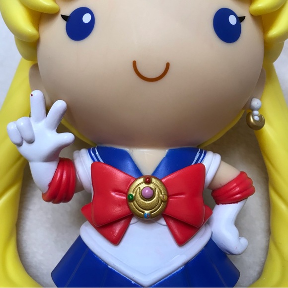 Toei Animation Sailor Moon coin bank hard plastic collectible figurine - Picture 3 of 11